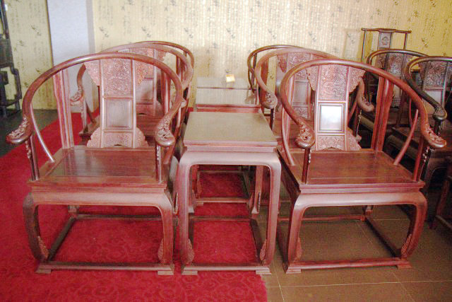 印度小叶紫檀皇宫椅 雕花