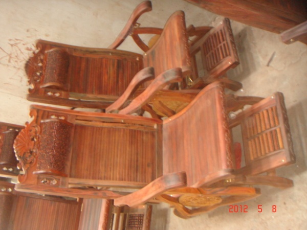 老挝交趾黄檀摇椅