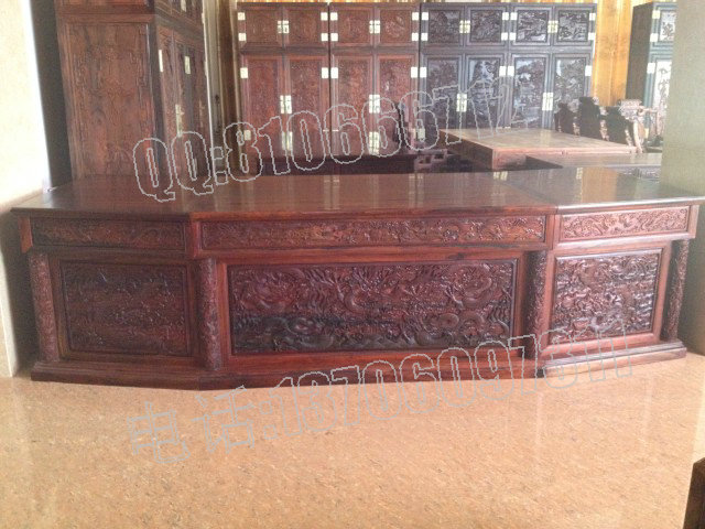 老挝大红酸枝雕龙办公桌